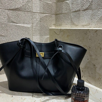 Adoro il colore nero